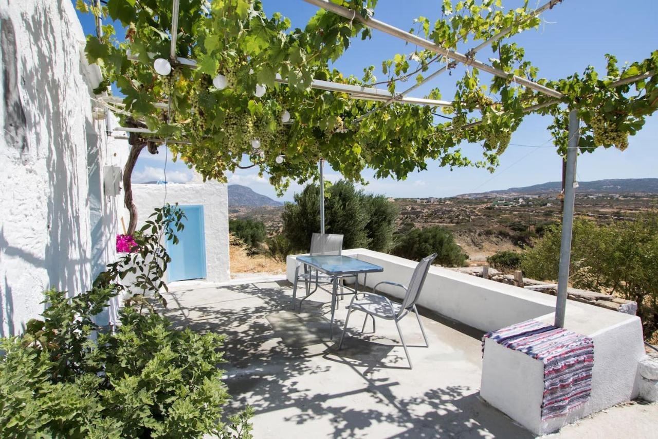 Vatha Traditional Cottage With A View Menetaí Exterior foto